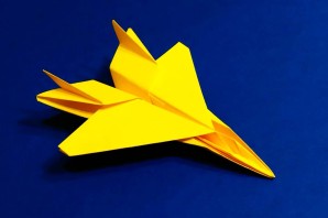 Оригами истребитель из бумаги