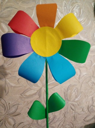 Поделка цветик семицветик из цветной бумаги
