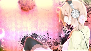 Аниме девочка в наушниках