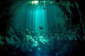 Под водой