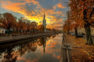 Санкт Петербург осенью