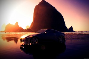 Машина на фоне заката