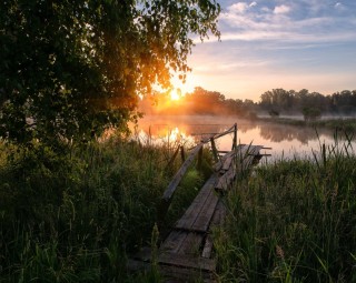 Восход солнца в деревне