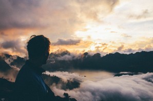 Человек на облаке