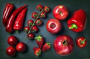 Красные овощи и фрукты