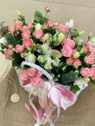 Красивые букеты из мелких роз