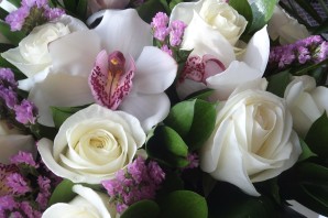 Живые цветы