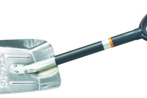 Лопата снеговая фискарс