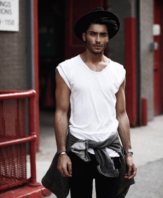 Тони махфуд