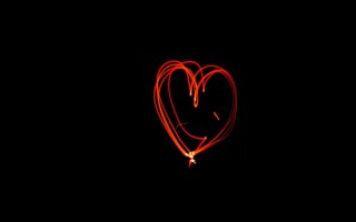 Сердечки на черном фоне