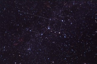 Созвездие три звезды в ряд