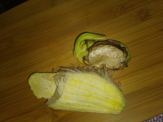 Косточка манго