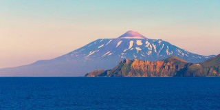 Вулкан тятя