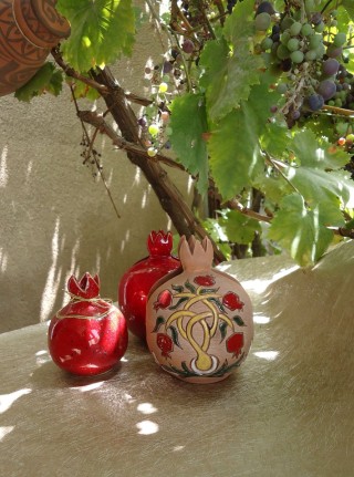 Гранат символ армении