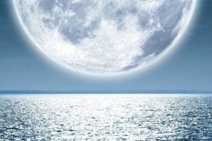 Моря луны