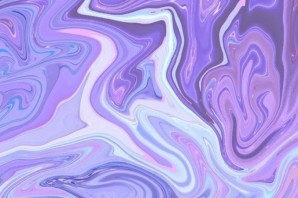 Красивые фиолетовые обои на телефон