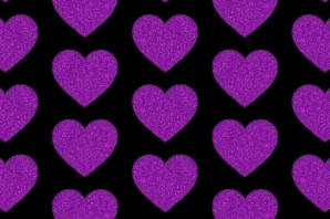 Фиолетовый фон с сердечками