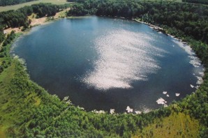Озеро бездонное глубина