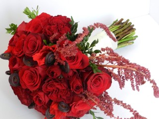 Букет красных роз