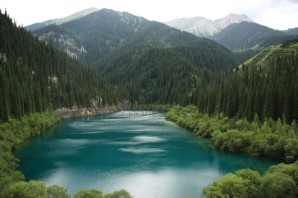 Голубое озеро алматы