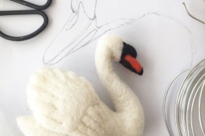 Поделка лебедь