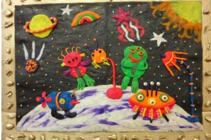 Поделка из пластилина на тему космос