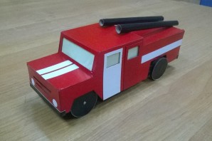 Пожарная машина поделка своими руками