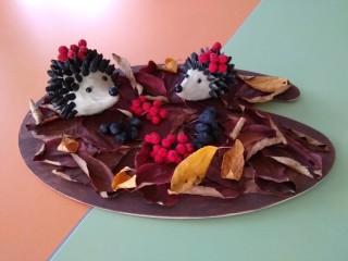 Поделка ежик из пластилина