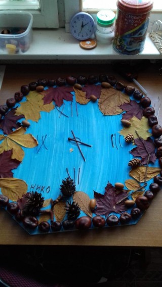 Осенние часы поделка в садик