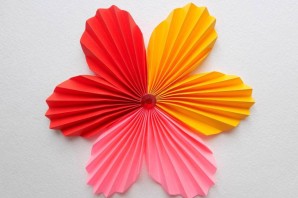Поделки из бумаги сложенной гармошкой