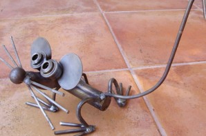 Поделки для сада из металла своими руками