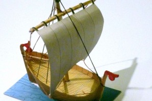 Поделка лодка