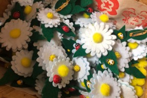 Поделка белая ромашка