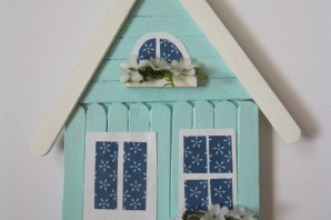 Поделка домик из палочек от мороженого