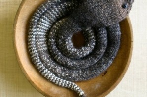 Поделка змея