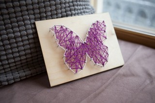 Поделка из гвоздей и ниток