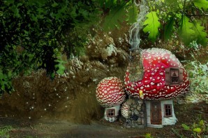 Поделка сказочный домик