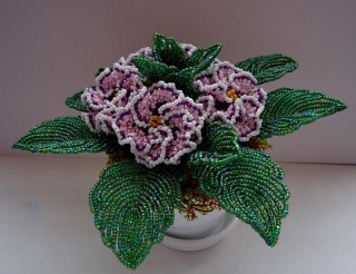 Поделки из бисера хельга