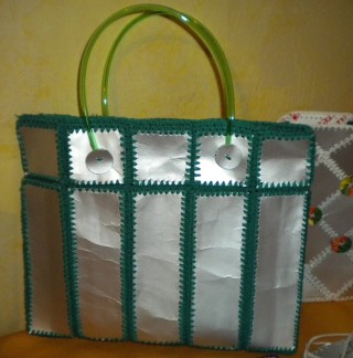 Поделки из молочных пакетов