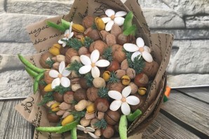 Поделки из макадамии