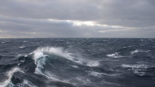 Карское море шторм