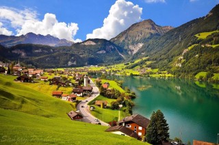 Швейцария деревня в горах