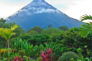 Коста рика вулкан