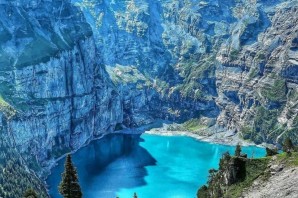 Озеро в горах швейцарии