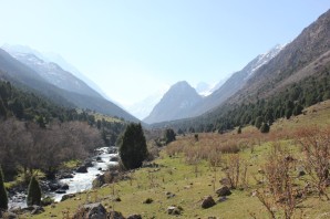 Аламединское ущелье киргизия