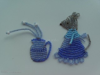 Плоские фигурки из бисера