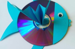 Детские поделки из дисков