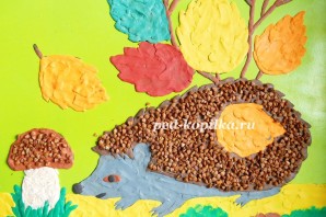 Аппликация из пластилина и крупы