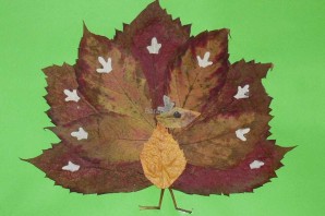 Дерево из листьев поделка в садик