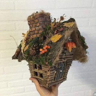 Избушка поделка из природного материала